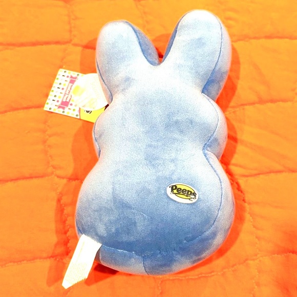 Peeps Bunny blue
NWT
Marshmallow Scented - Picture 2 of 3